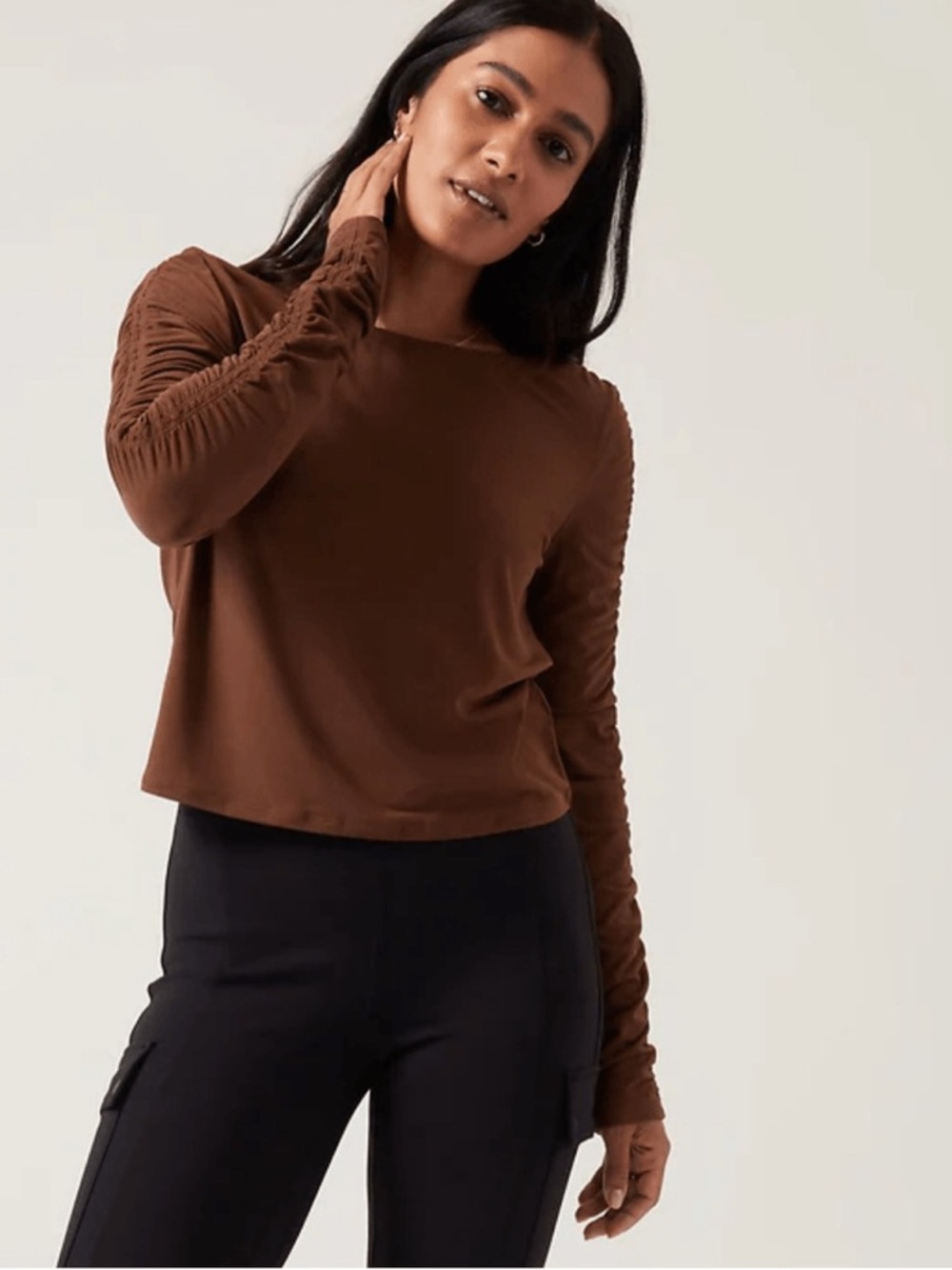 Athleta All Around Ruched Long Sleeve Tee Top Brown Small